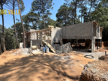 VENTA CASA EN AVANDARO VALLE DE BRAVO-PROYECTO TARABAÑA