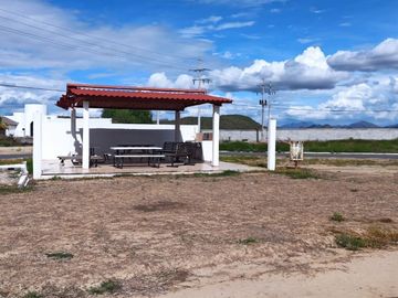 Quinta Campestre en Venta, en colonia Valle de Mimbre, Ramos Arizpe, Coahuila
