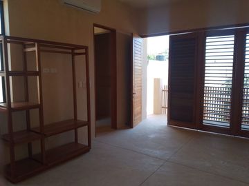 CASA EN VENTA MERIDA, CENTRO A 3 CUADRAS DE PASEO DE MONTEJO