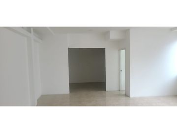 Se alquila local comercial sector Manta 2000