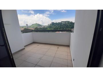 SE VENDE APARTAMENTO EN PH COUNTRY CLUB CONDADO DEL REY (AL)