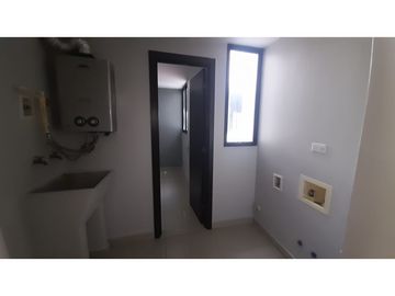 SE VENDE APARTAMENTO EN PH COUNTRY CLUB CONDADO DEL REY (AL)