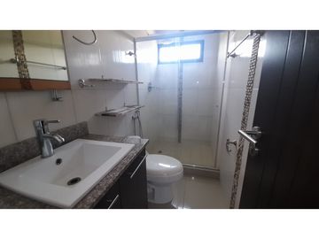 SE VENDE APARTAMENTO EN PH COUNTRY CLUB CONDADO DEL REY (AL)