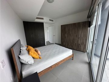 ALQUILER DE APARTAMENTO AMOBLADO YACHT CLUB AV BALBOA