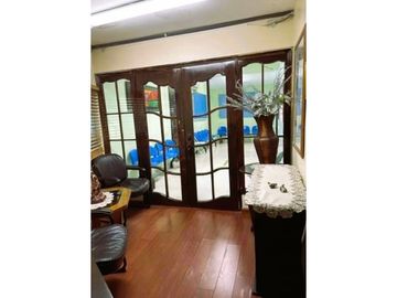 Venta de Acogedora Casa Amoblada  En Villa Caceres  350 Mts2