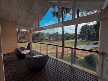 CASA EN VENTA - GOLF DE PINAMAR - VISTA AL NUEVO GOLF