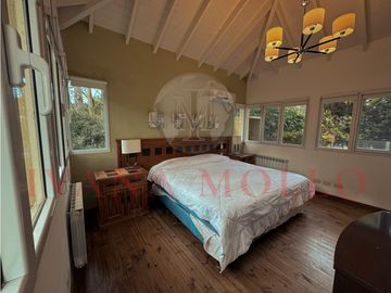 CASA EN VENTA - GOLF DE PINAMAR - VISTA AL NUEVO GOLF