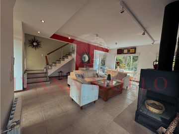 CASA EN VENTA - GOLF DE PINAMAR - VISTA AL NUEVO GOLF