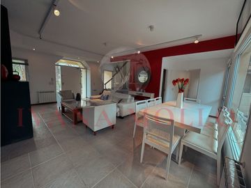CASA EN VENTA - GOLF DE PINAMAR - VISTA AL NUEVO GOLF