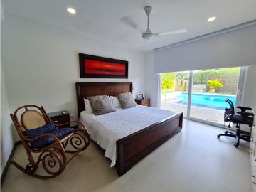 Casa en Venta Con Salida a la Playa en Palma Real