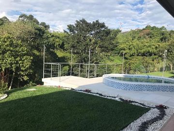 VENTA de CASAS en PEREIRA