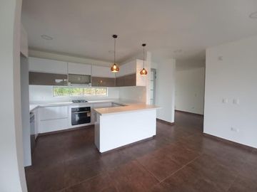 VENTA de CASAS en PEREIRA