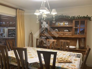 Casa en Venta en Alto Macul / Santa Sofía