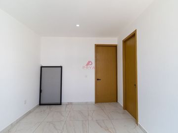 CASA EN VENTA EN MARIANO OTERO, ZAPOPAN, JAL.