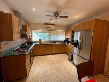 Casa en venta en Contry