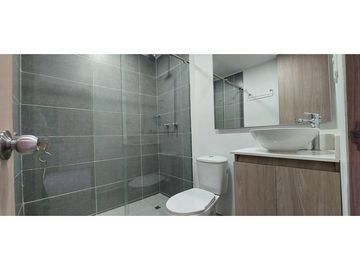 Moderno apto en piso alto Itagüí Sector Centro de la Moda