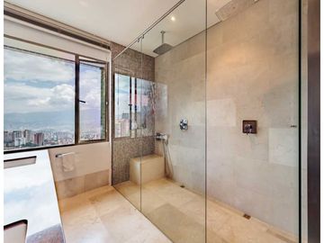 Espectacular apartamento en Altos del Poblado