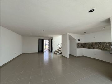 Venta de Casa, Rinconadas del Venado II – Tu Nuevo Hogar en Tulipanes!