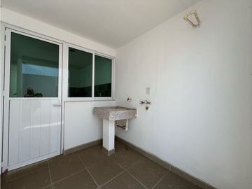 Venta de Casa, Rinconadas del Venado II – Tu Nuevo Hogar en Tulipanes!