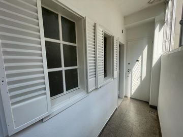 Arenales al 1572, Capital Federal