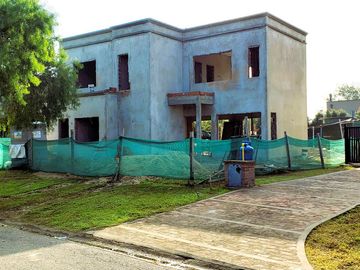 Casa en  Venta 5 ambientes a estrenar El Cantón Norte