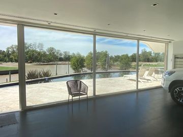 Casa - El Yacht