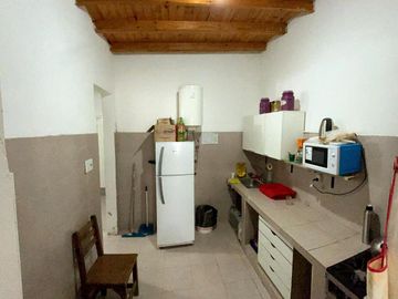 Casa en VENTA ideal oficina o depósito Zona Industrial San Fernando