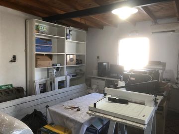 Casa en VENTA ideal oficina o depósito Zona Industrial San Fernando
