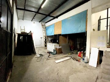 Casa en VENTA ideal oficina o depósito Zona Industrial San Fernando