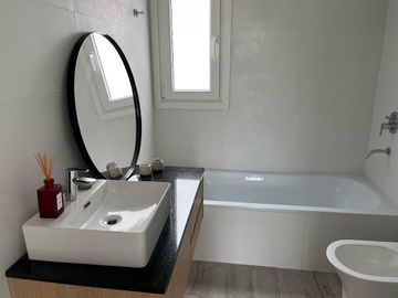 Departamento a estrenar 3 ambientes  La Calabria