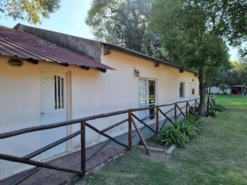 VENTA Complejo 10.000 m2 con Casa principal, 5 pabellones, sala de convencion, quincho, pileta