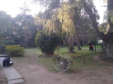 VENTA Complejo 10.000 m2 con Casa principal, 5 pabellones, sala de convencion, quincho, pileta