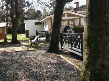 VENTA Complejo 10.000 m2 con Casa principal, 5 pabellones, sala de convencion, quincho, pileta