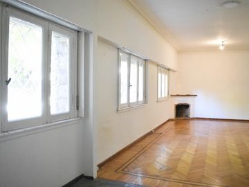 Casa en venta en Barrio Carreras