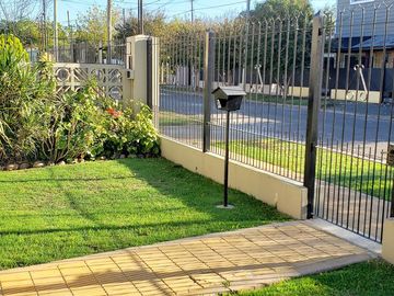 Venta casa 4 ambientes Pilar centro con pileta!!!