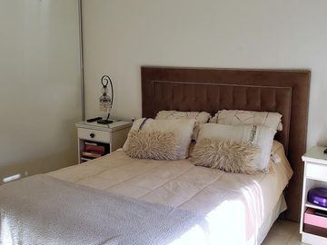Venta casa 4 ambientes Pilar centro con pileta!!!