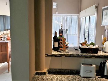 Venta casa 4 ambientes Pilar centro con pileta!!!