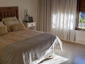 Venta casa 4 ambientes Pilar centro con pileta!!!