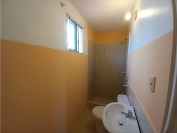 VENDO CASA EN MUCHO LOTE 2
