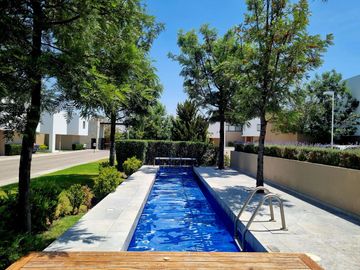 Casa en Venta en Privada en Cumbres del Lago Juriquilla