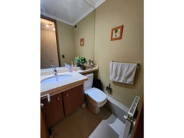 HERMOSO DEPARTAMENTO PRIMER PISO LONCO PARQUE