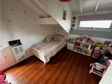 Chalet 4 ambientes en venta, caisamar