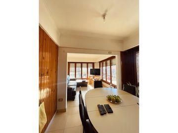 VENTA PH 4 AMB. C/ DEP. PRIMER PISO. CHAUVIN