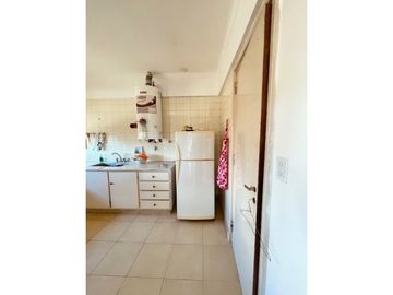 VENTA PH 4 AMB. C/ DEP. PRIMER PISO. CHAUVIN
