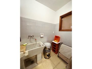VENTA PH 4 AMB. C/ DEP. PRIMER PISO. CHAUVIN
