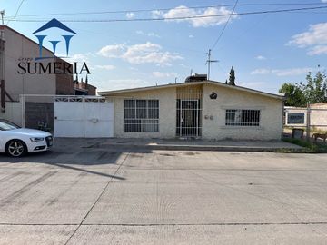 Casa en venta en la Colonia Revolución