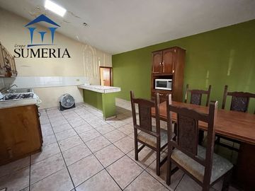 Casa en venta en la Colonia Revolución