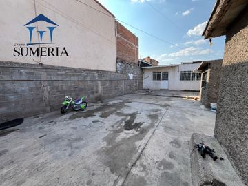 Casa en venta en la Colonia Revolución