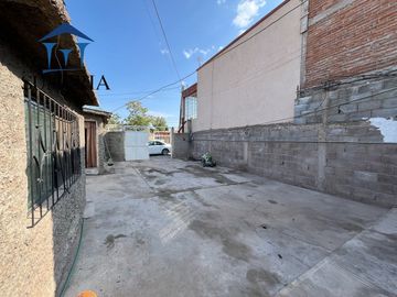 Casa en venta en la Colonia Revolución