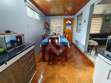 Casa en Venta en Av Las Parcelas